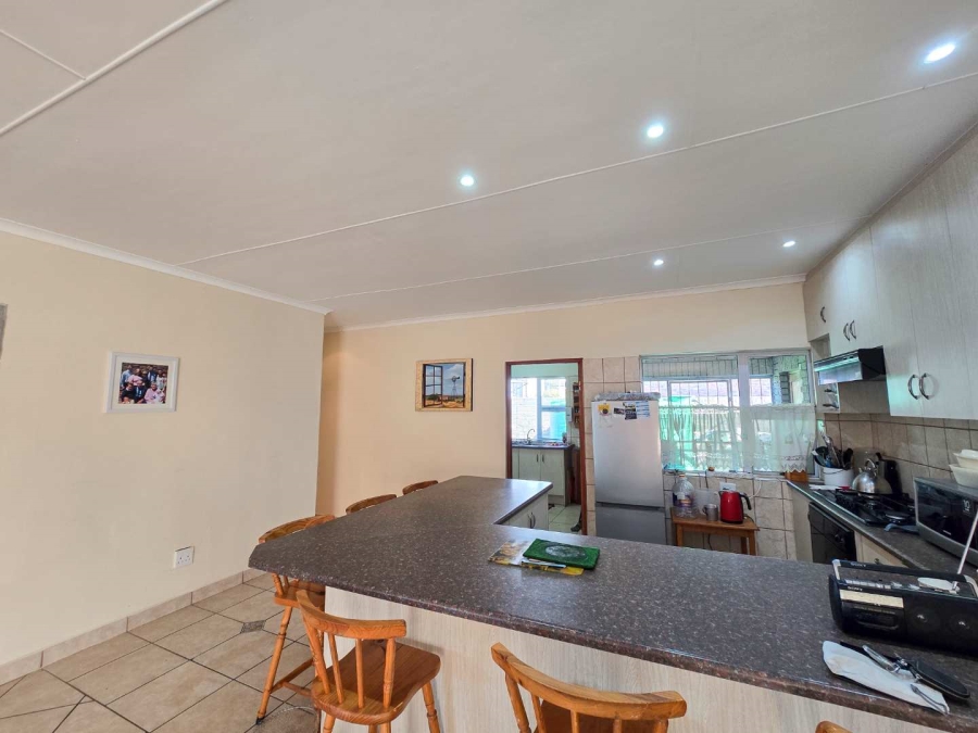 3 Bedroom Property for Sale in Stilbaai Wes Western Cape